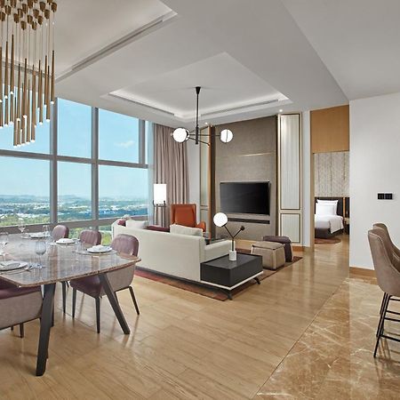 Swissotel Clark Philippines Clark Field Εξωτερικό φωτογραφία